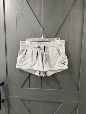 Puma Women's M Heather Gray Knit Shorts with Drawstring